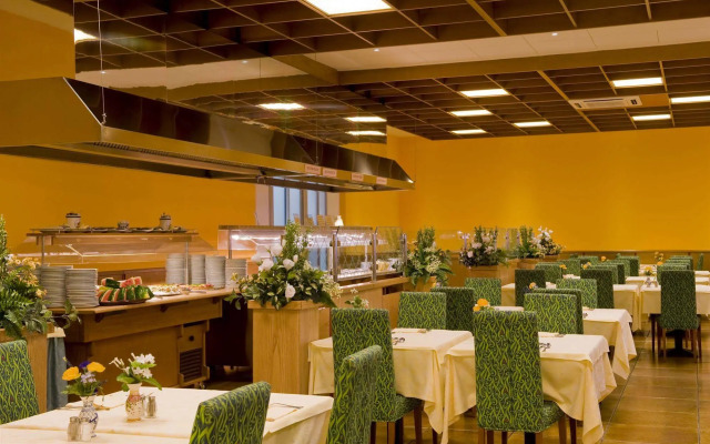 Hotel Royal Village