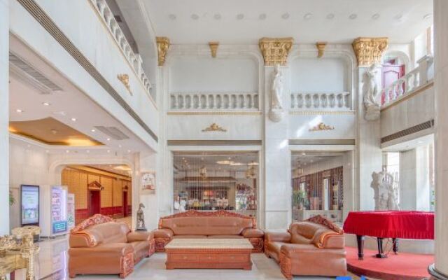 Dong Xing Grand Hotel