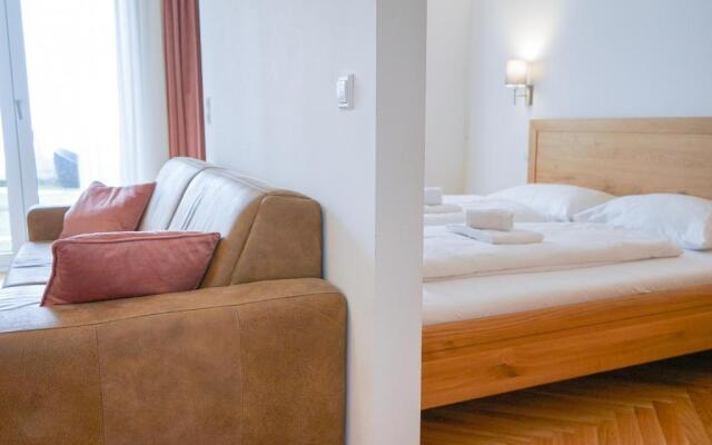 Nadland Apartments B7