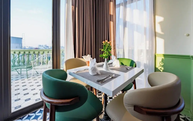 Lestar Hotel Hanoi
