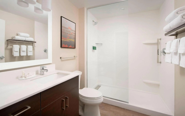 TownePlace Suites by Marriott College Park