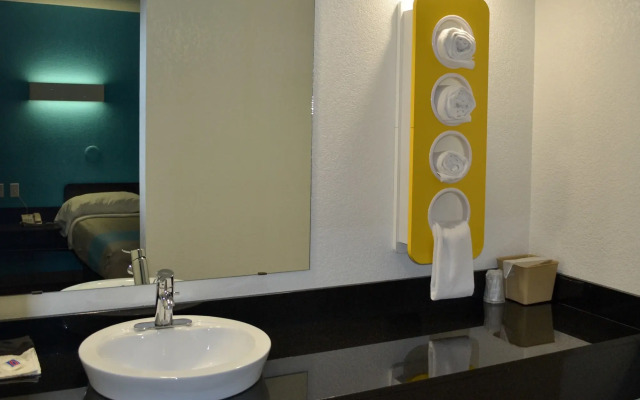 Motel 6 Dallas - Irving DFW Airport East