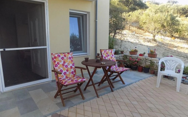 Lovely 2 Bedroom Villa Meropi in Skalani Heraklion
