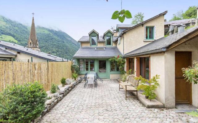 Maison Cauterets, 8 pièces, 10 personnes - FR-1-401-234