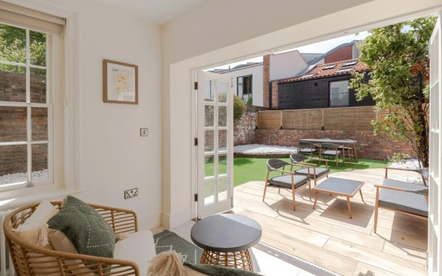 Your Apartment Redcliffe Parade No9 I Maisonette