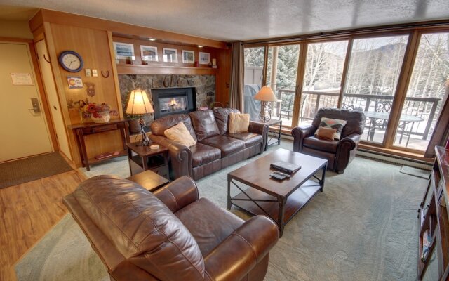 Lodgepole 2003 by SummitCove Vacation Lodging