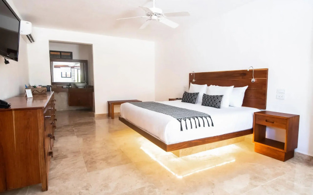 Casa del Jaguar Beach Hotel
