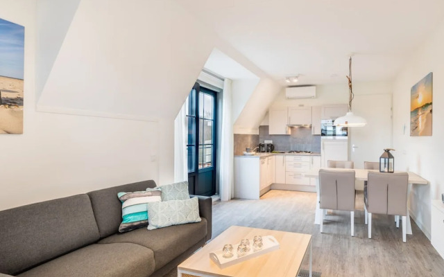 Luxurious Apartment With two Bathrooms, 1 km From the Beach
