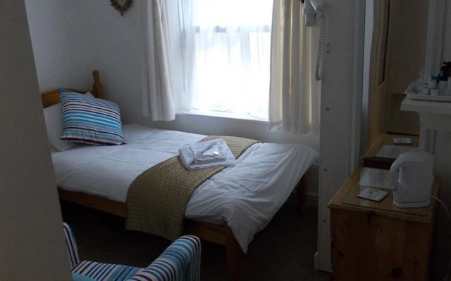 Con Amore Guest House