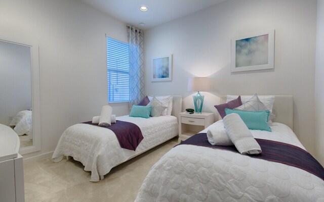 Bella Vida by Homes of America