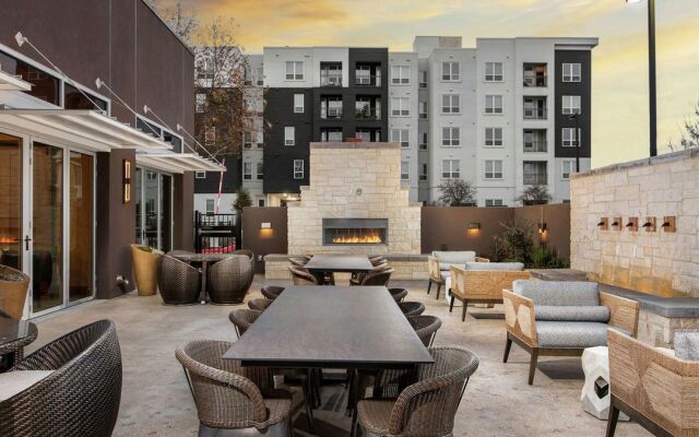 DoubleTree by Hilton San Antonio Northwest