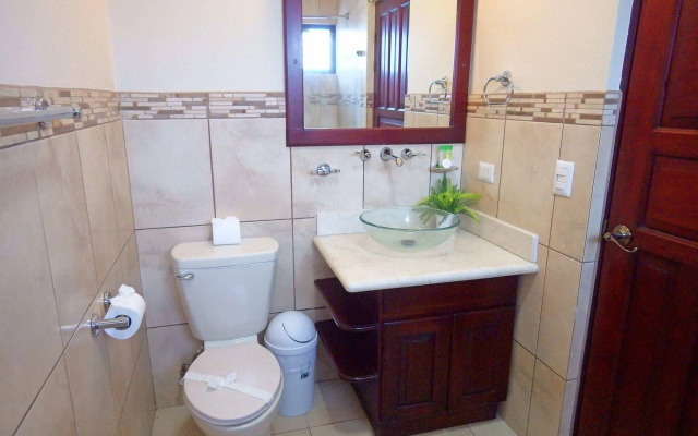 The Oaks Tamarindo Condominiums
