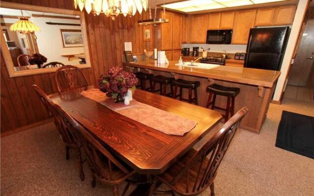 Mountainback #33, Den