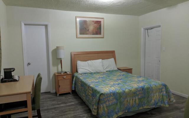 Travelers Inn Clearwater