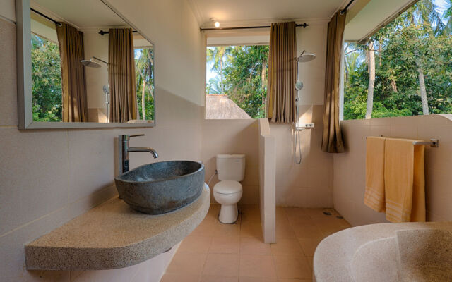 Shanti Toya Ashram & Retreat Center