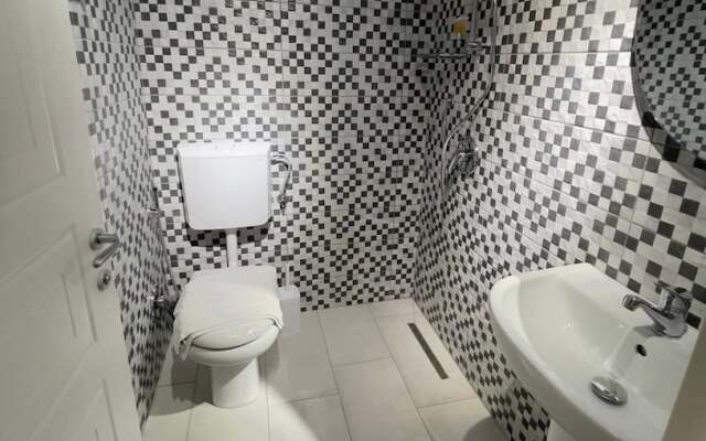 Bobi Hotel