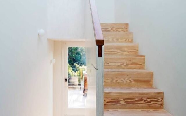 Veeve - Canonbury Charm