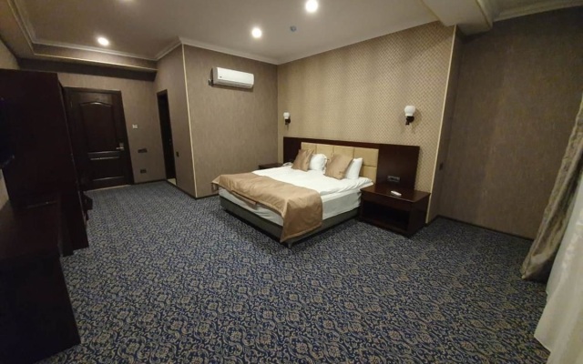 Ruma Qala Hotel