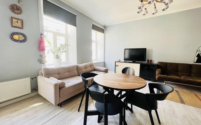 Apartments BFR (BFR) on Nevsky Prospekt 134 K.B