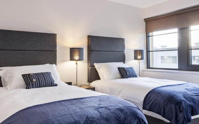 Continental Apartments - 2-bed Farnborough Central