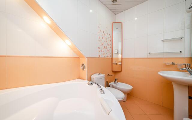 Дом на улице Василия Бутурлина 108