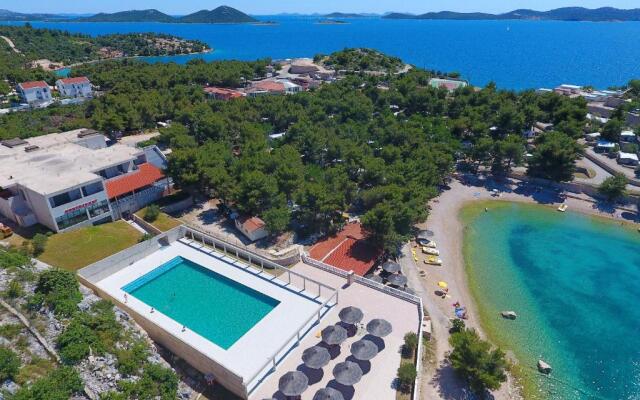 Oaza Mira Camping