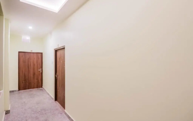 Hotel Holiday by OYO Rooms