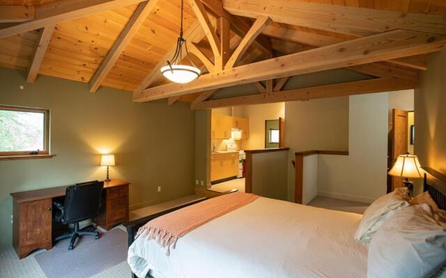 Whyte Mountain Chalet by Revelstoke Vacations