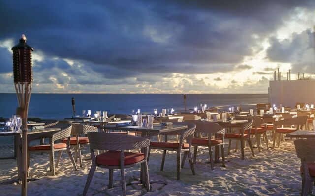 Luxury Collection at Sea Breeze Beach House by Ocean Hotels