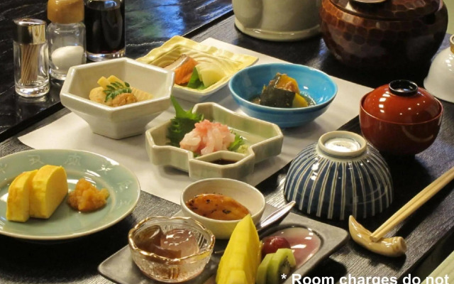 Kyoya Ryokan - 12 Years and Over Only