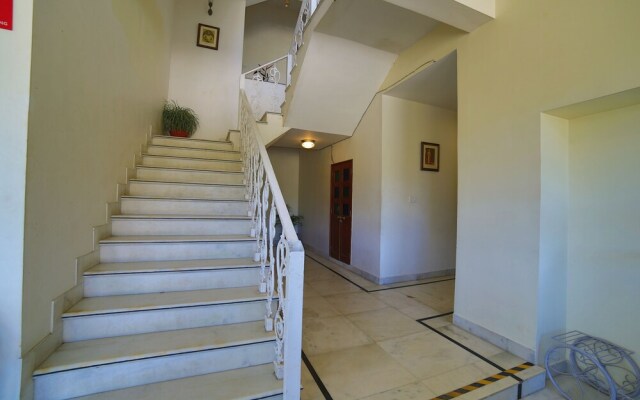 OYO 6549 Hotel Gorbandh
