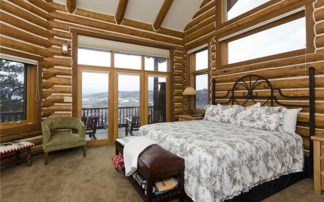 Ponderosa 6 Br Home by RedAwning