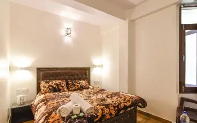 Dhanlaxmi Apartments