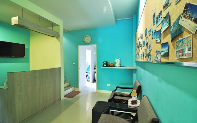 Sleep Room Guesthouse Phuket