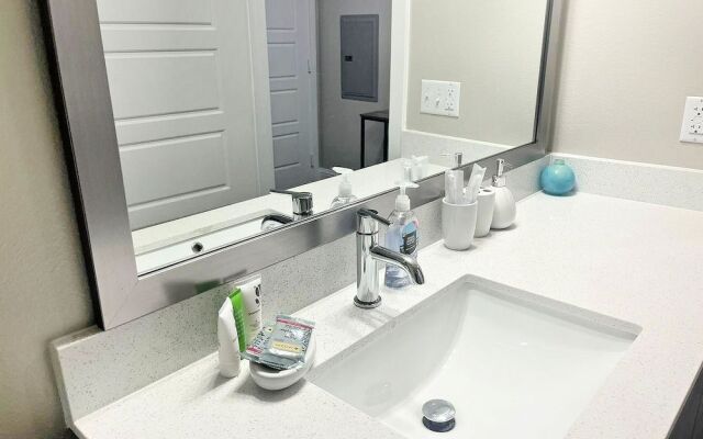 The Elvis Presley Urban Luxury Apts Austin