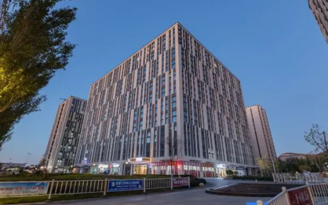 Lavande Hotel (Zhangjiakou Vocational and Technical College) – Exterior – Zhangjiakou