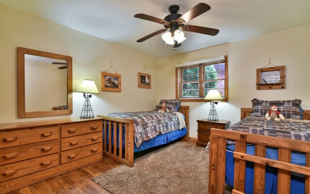 Rustic Cabin in the Woods Star5vacations