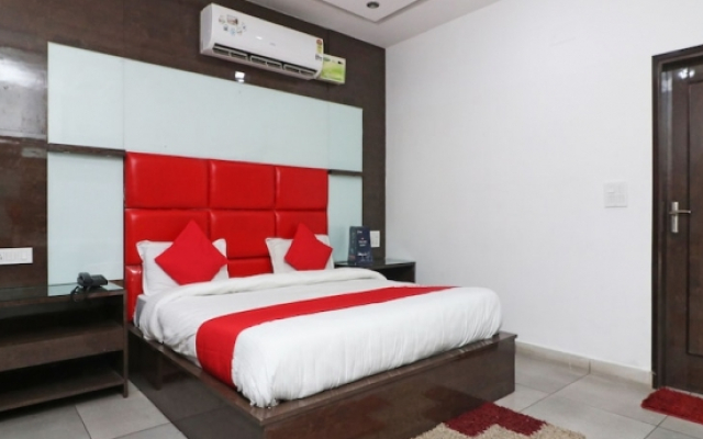 OYO 22977 Hotel Alpine