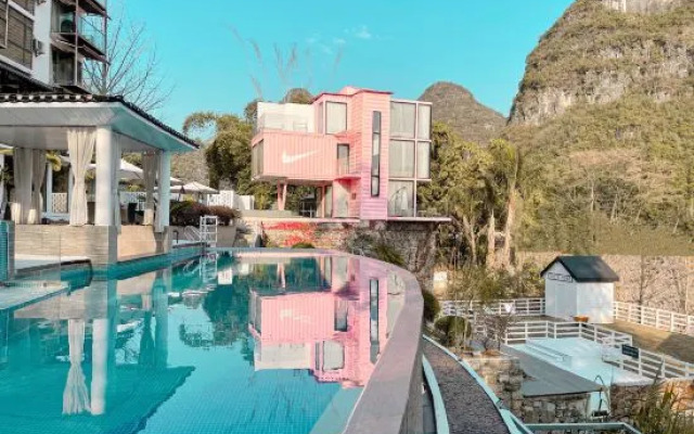 Yangshuo shulin listen to rain · Net red ranch hotel