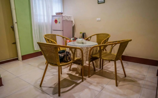 Hualien Female Homestay (только для женщин)