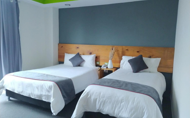 Hotel Brisas Express