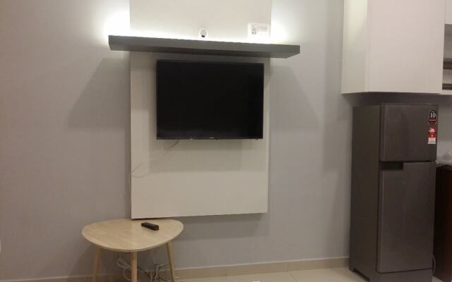 Pinnacle Suites
