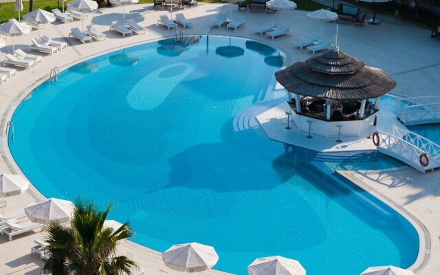 Cocos The Club Solto - Boutique Class