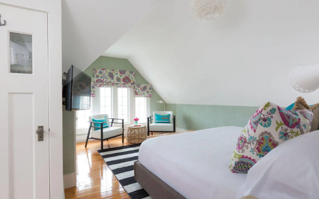 The Sydney, The Edgartown Collection