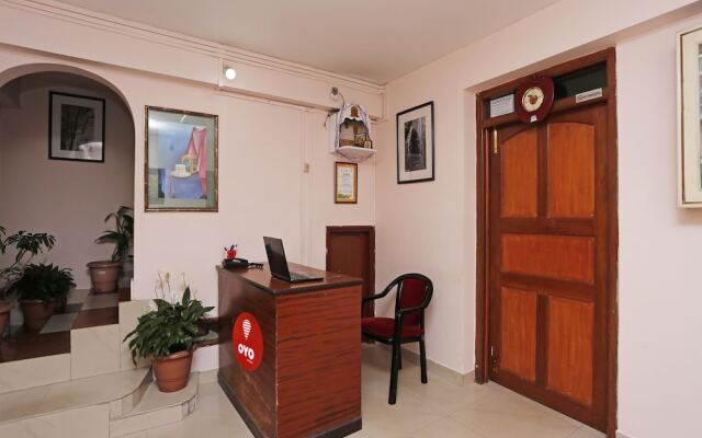 OYO 4740 White Orchid