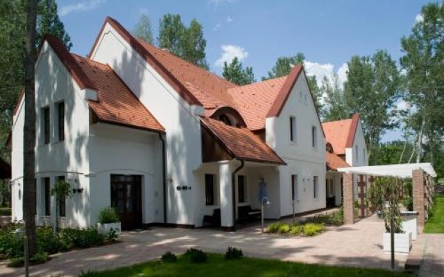 Varga Tanya Hotel