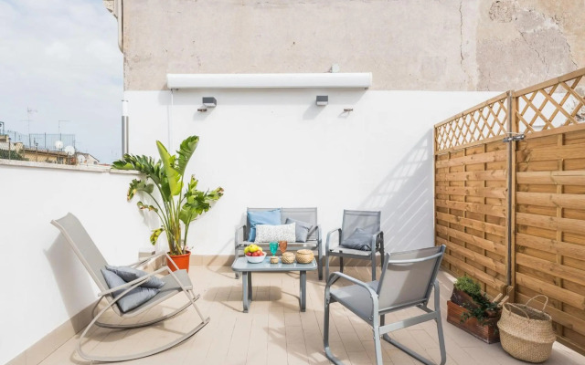 The Best Rent - Beautiful two-bedroom apartment near Colosseo