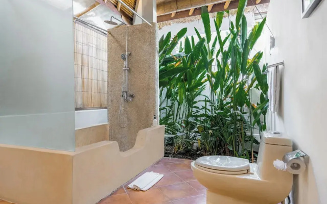 Flor Villa by Betterplace