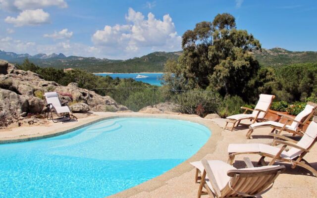 Roccia di Volpe Capriccioli