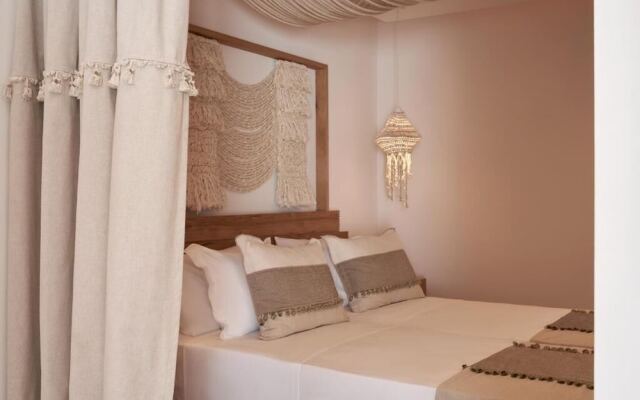 Armony Suites Milos